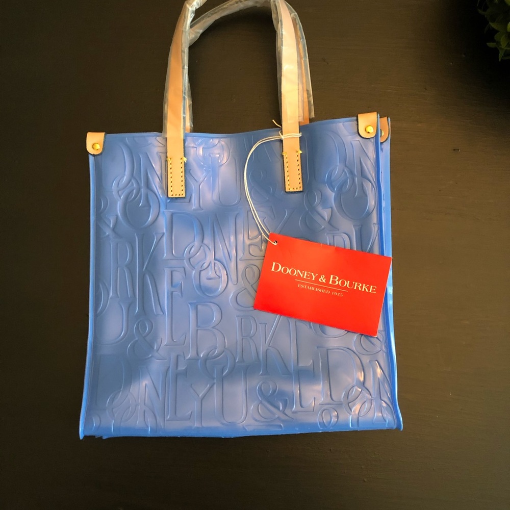 Dooney & Bourke